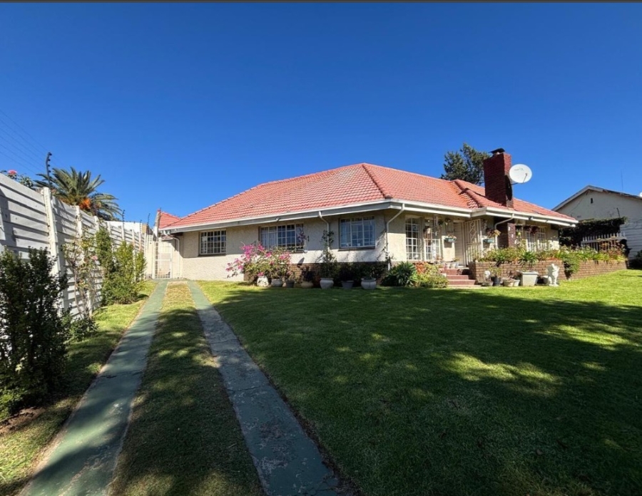 3 Bedroom Property for Sale in Mondeor Gauteng