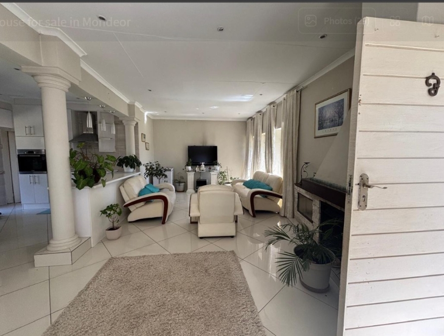 3 Bedroom Property for Sale in Mondeor Gauteng