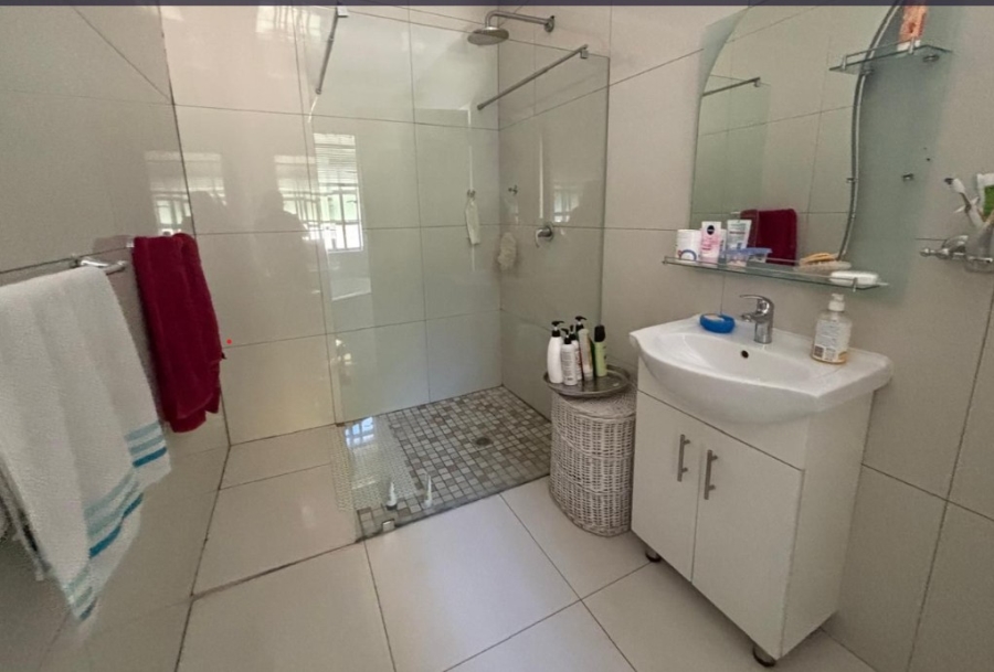 3 Bedroom Property for Sale in Mondeor Gauteng