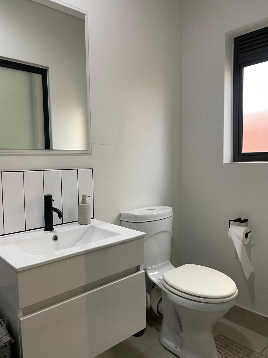 To Let 2 Bedroom Property for Rent in Linbro Park Gauteng