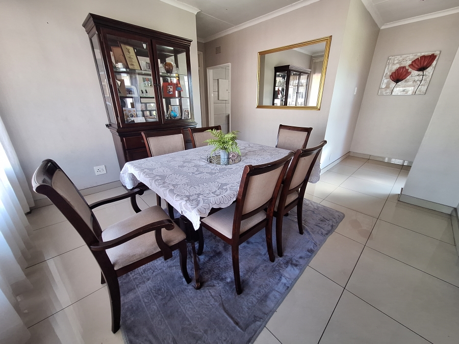 3 Bedroom Property for Sale in Vanderbijlpark SE 6 Gauteng
