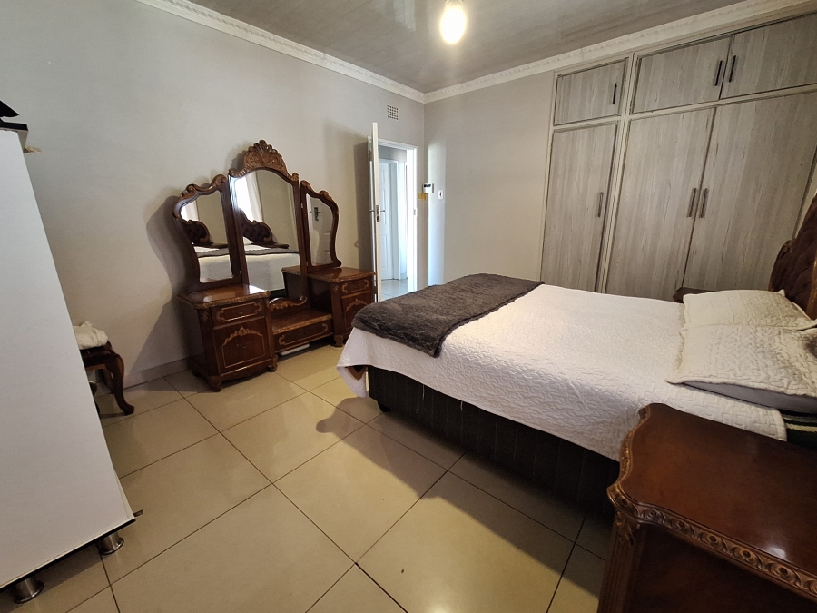3 Bedroom Property for Sale in Vanderbijlpark SE 6 Gauteng