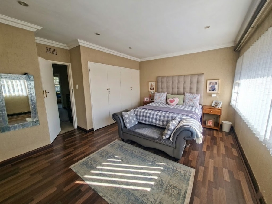3 Bedroom Property for Sale in Three Rivers Proper Gauteng