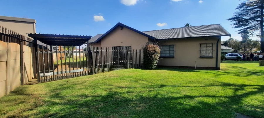 4 Bedroom Property for Sale in Dalview Gauteng