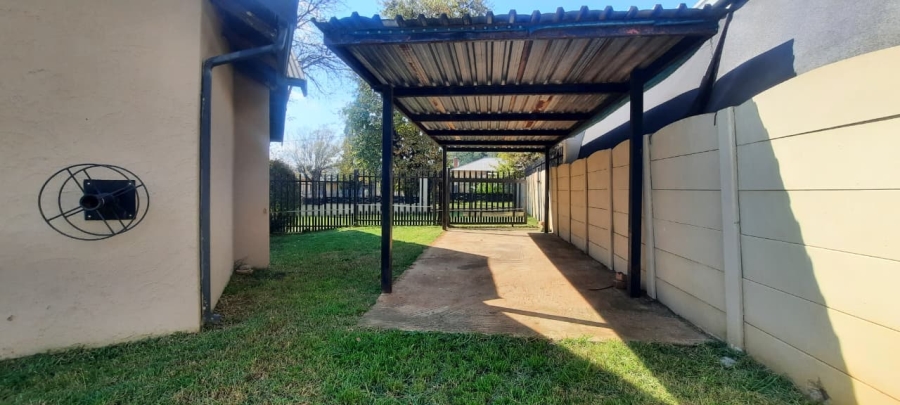 4 Bedroom Property for Sale in Dalview Gauteng