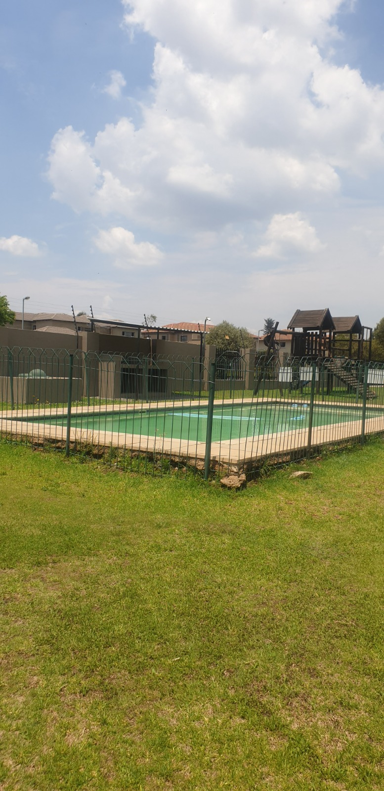 2 Bedroom Property for Sale in Helderwyk Gauteng