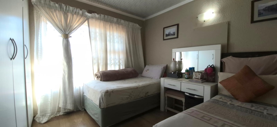 3 Bedroom Property for Sale in Groeneweide Gauteng