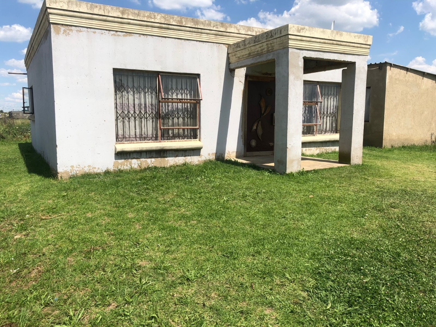 2 Bedroom Property for Sale in Langaville Gauteng