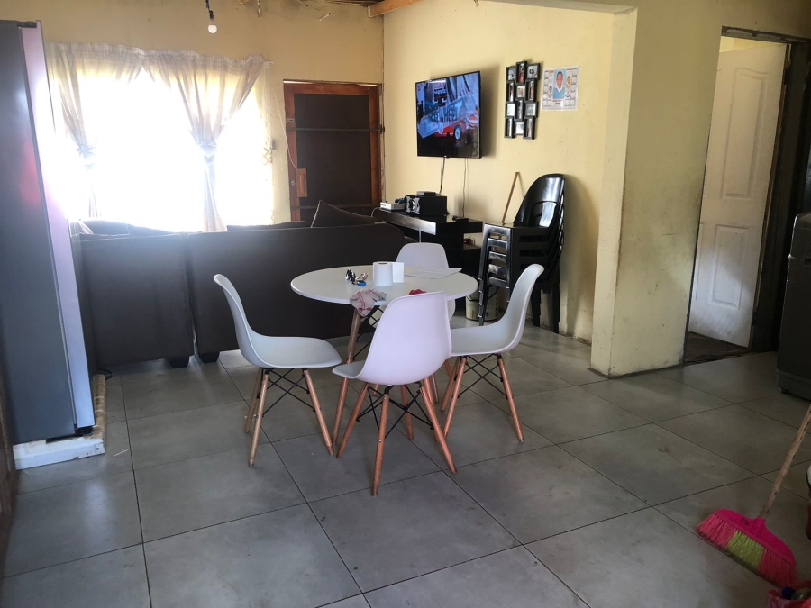 2 Bedroom Property for Sale in Langaville Gauteng