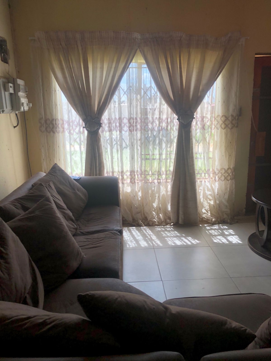 2 Bedroom Property for Sale in Langaville Gauteng