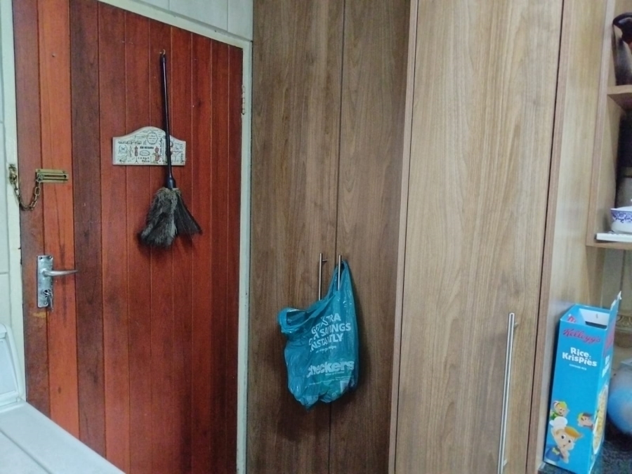 2 Bedroom Property for Sale in Bonaero Park Gauteng