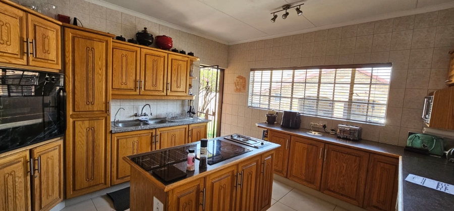 3 Bedroom Property for Sale in Vanderbijlpark SE 4 Gauteng