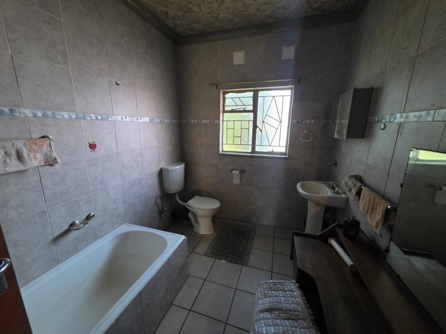 4 Bedroom Property for Sale in Stefano Park Gauteng