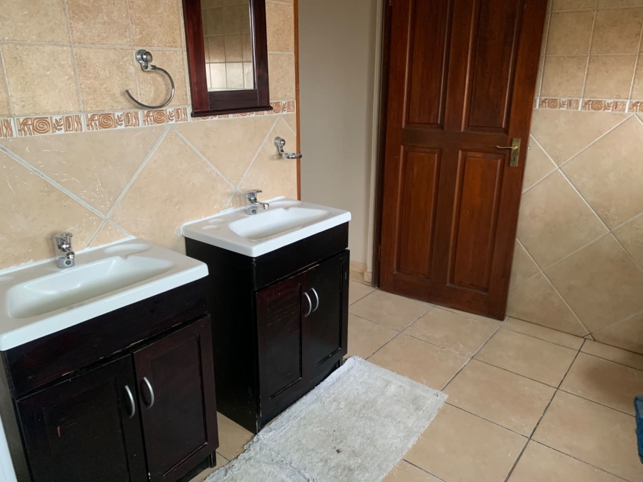 4 Bedroom Property for Sale in Amberfield Ridge Gauteng