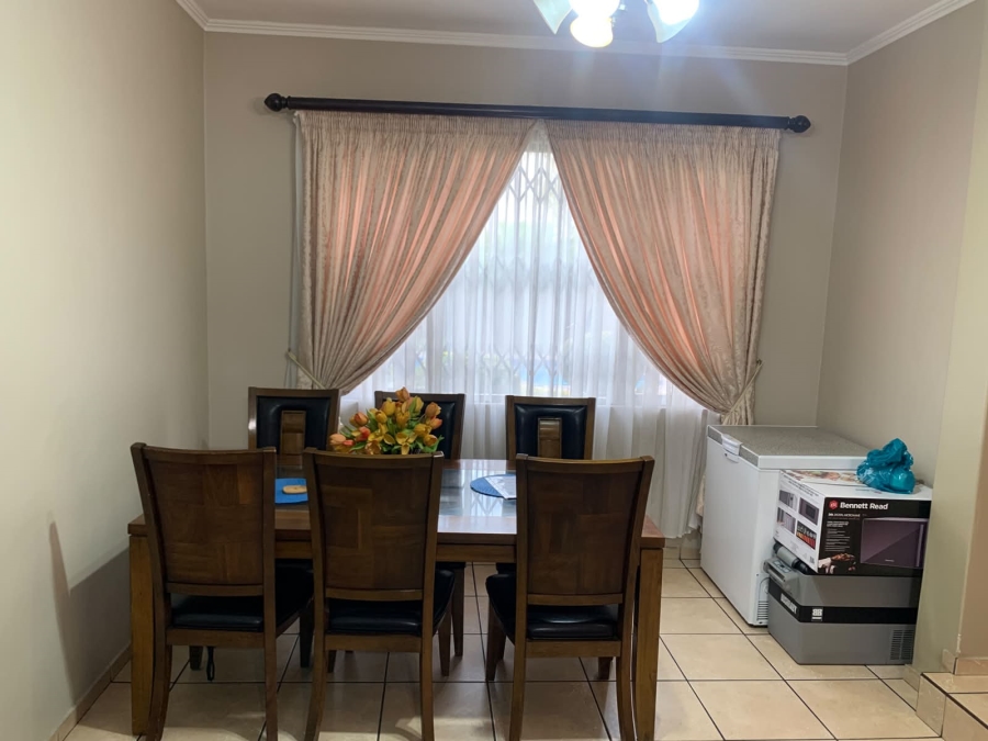 4 Bedroom Property for Sale in Amberfield Ridge Gauteng