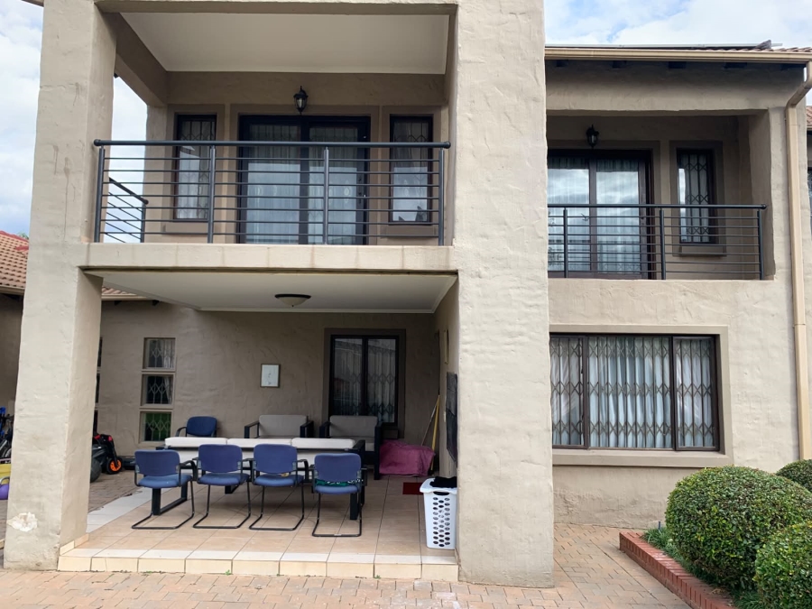4 Bedroom Property for Sale in Amberfield Ridge Gauteng