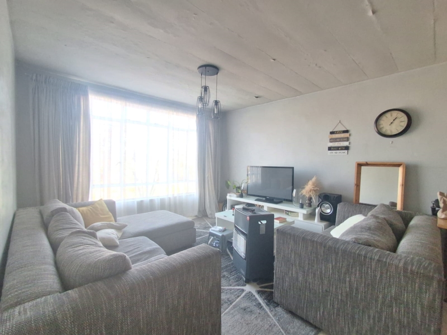 2 Bedroom Property for Sale in Vereeniging Gauteng