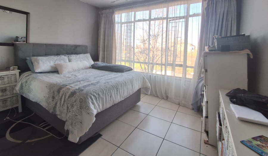 2 Bedroom Property for Sale in Vereeniging Gauteng