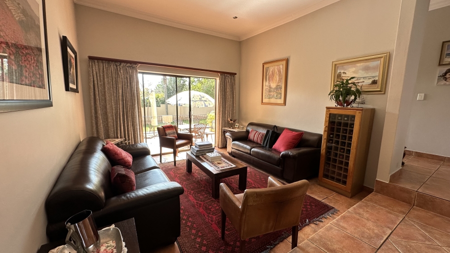 5 Bedroom Property for Sale in Eldo Glen Gauteng