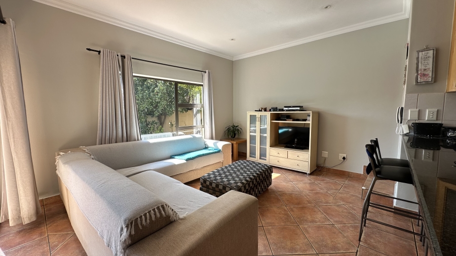 5 Bedroom Property for Sale in Eldo Glen Gauteng