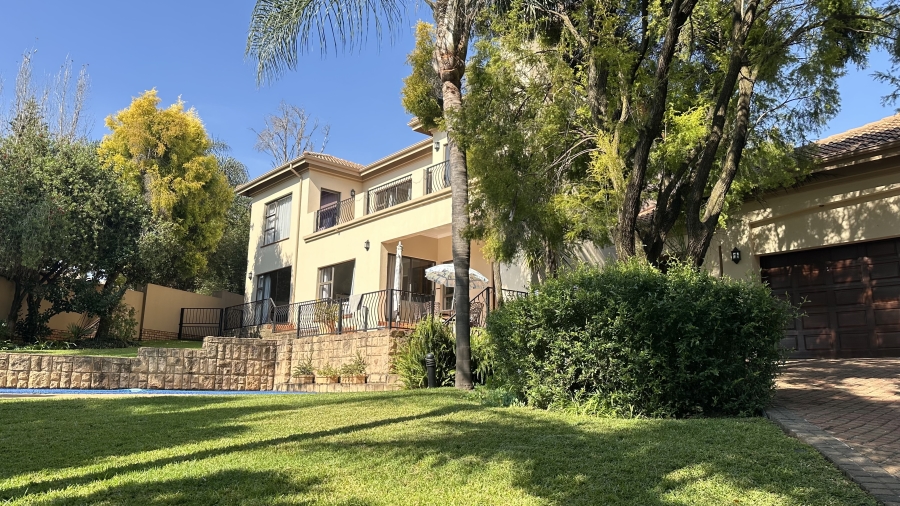 5 Bedroom Property for Sale in Eldo Glen Gauteng