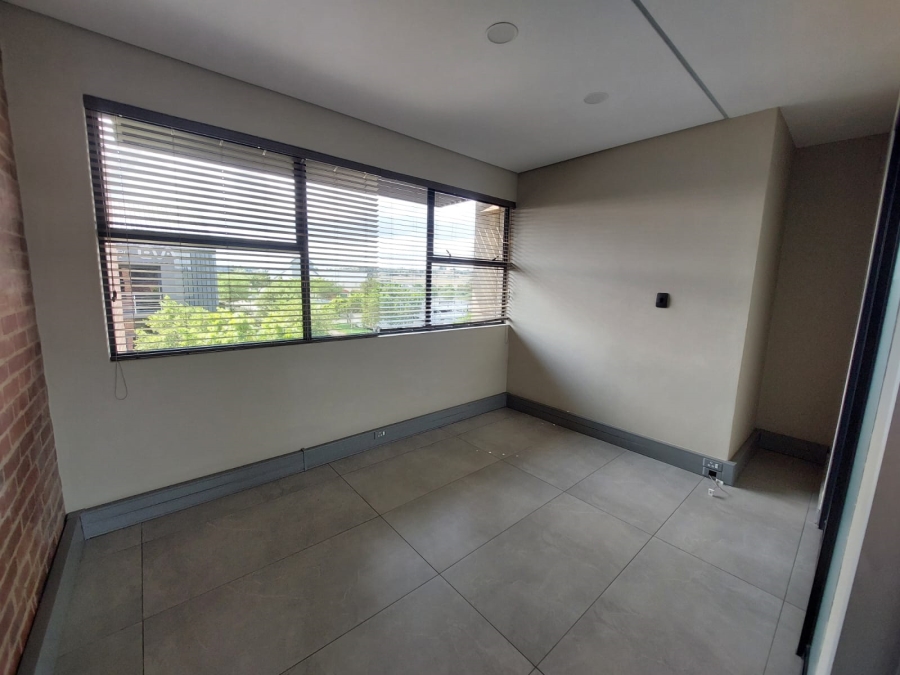 To Let Commercial Property for Rent in Pierre Van Ryneveld Gauteng
