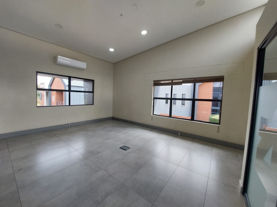 To Let Commercial Property for Rent in Pierre Van Ryneveld Gauteng