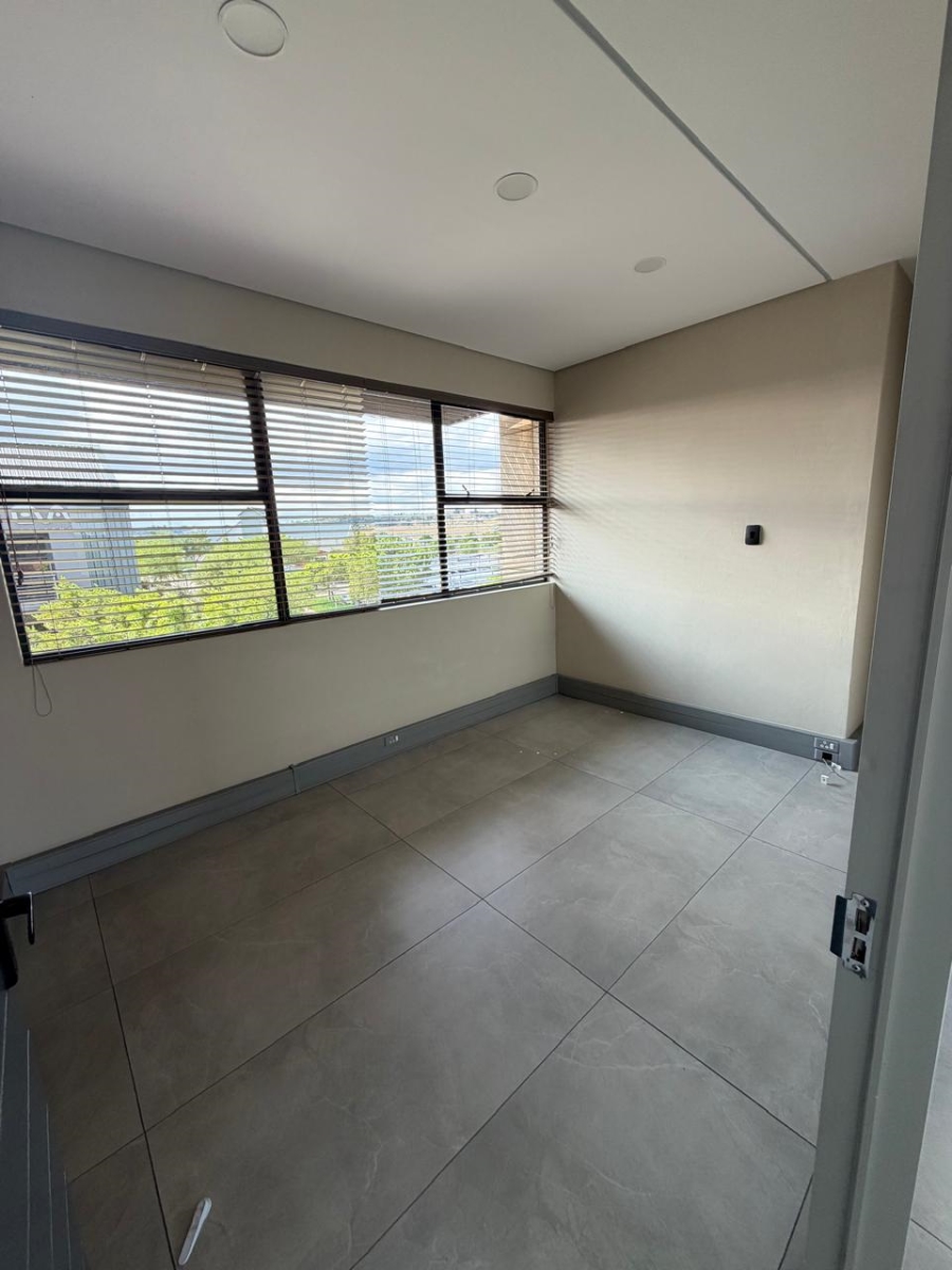 To Let Commercial Property for Rent in Pierre Van Ryneveld Gauteng