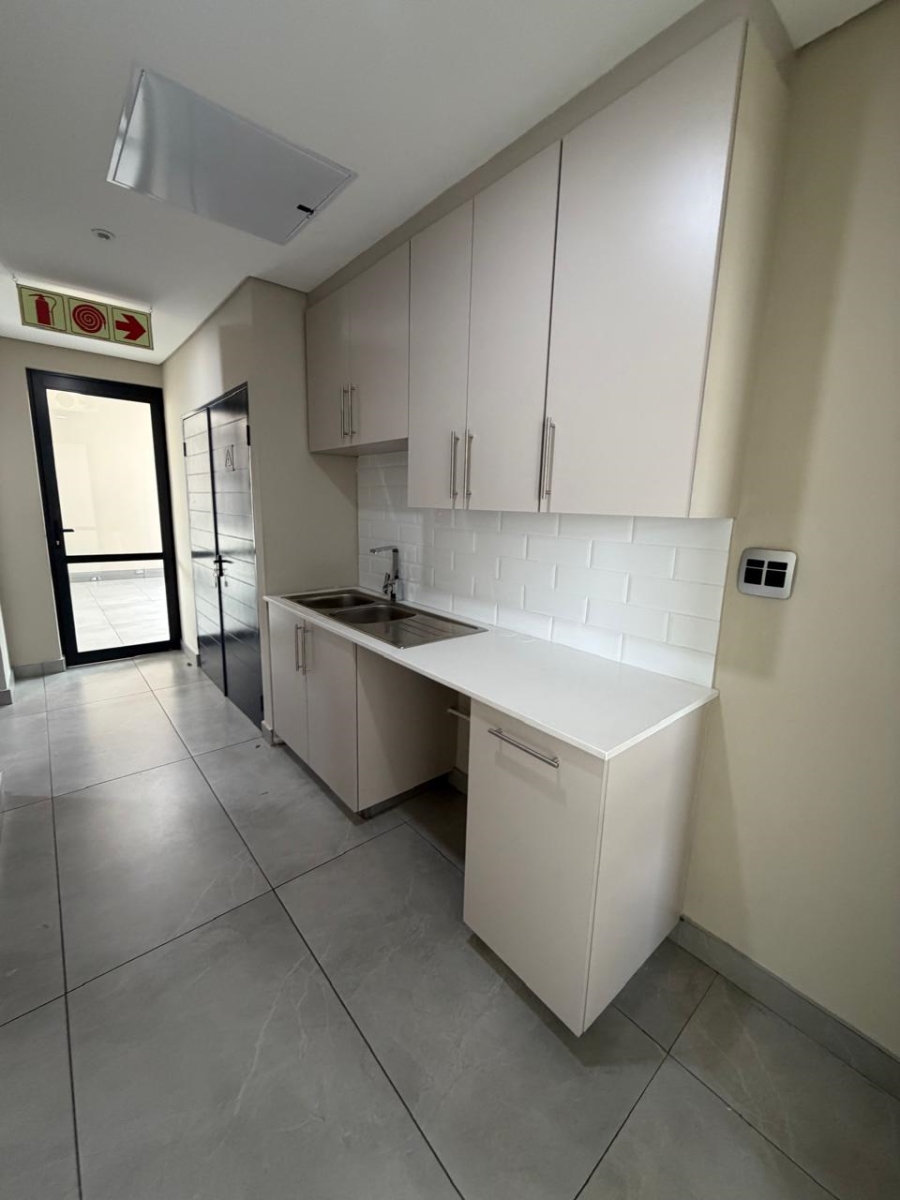 To Let Commercial Property for Rent in Pierre Van Ryneveld Gauteng