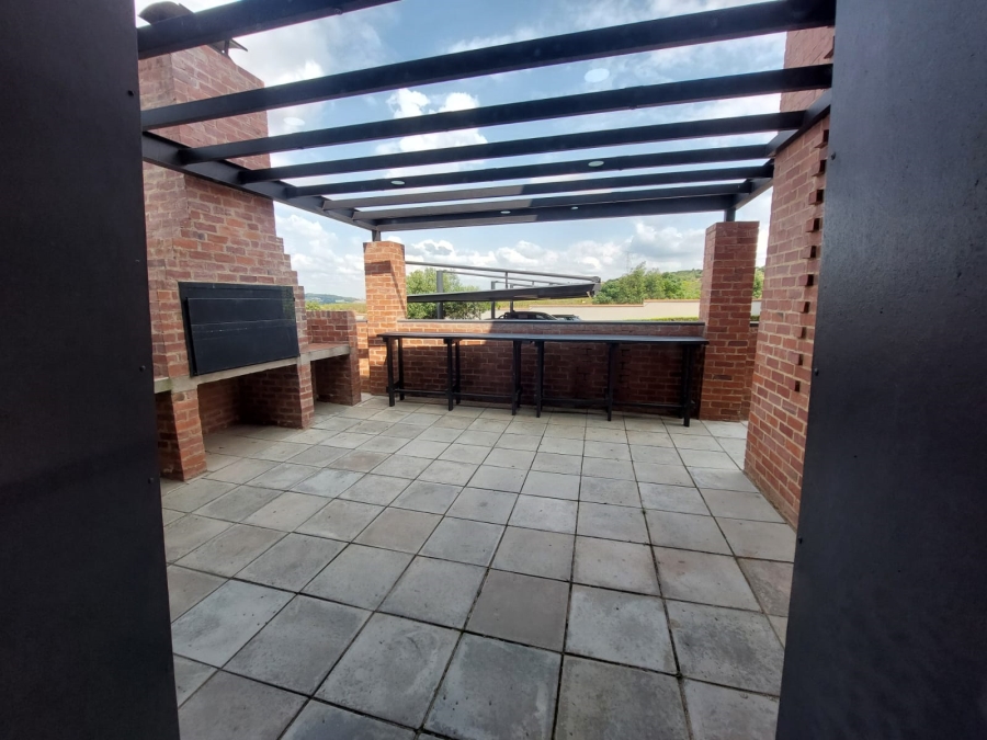 To Let Commercial Property for Rent in Pierre Van Ryneveld Gauteng