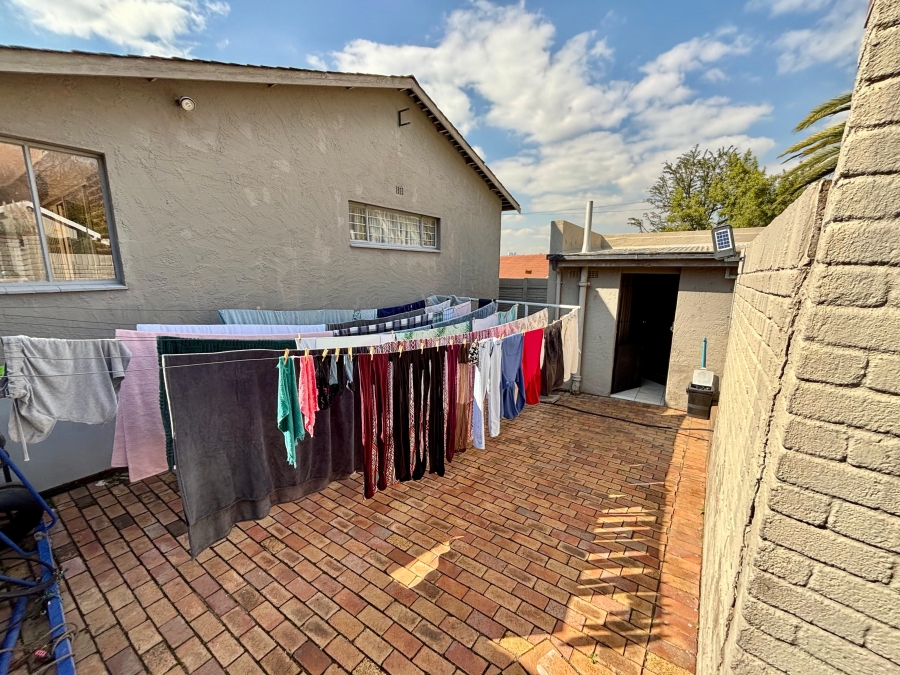 5 Bedroom Property for Sale in Blairgowrie Gauteng