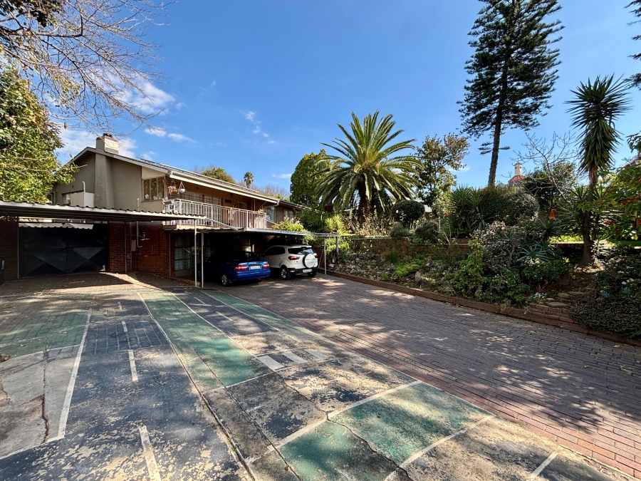 5 Bedroom Property for Sale in Blairgowrie Gauteng