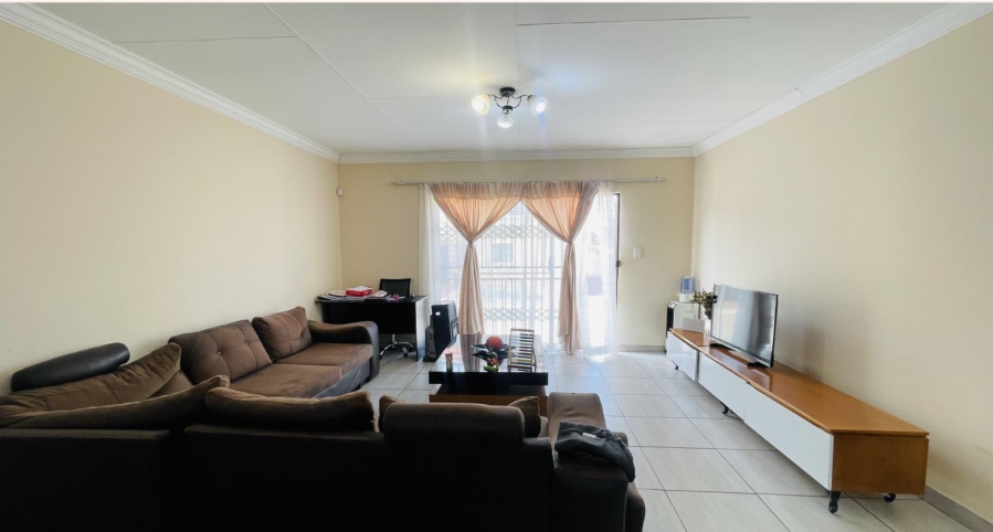 3 Bedroom Property for Sale in Amandasig Gauteng