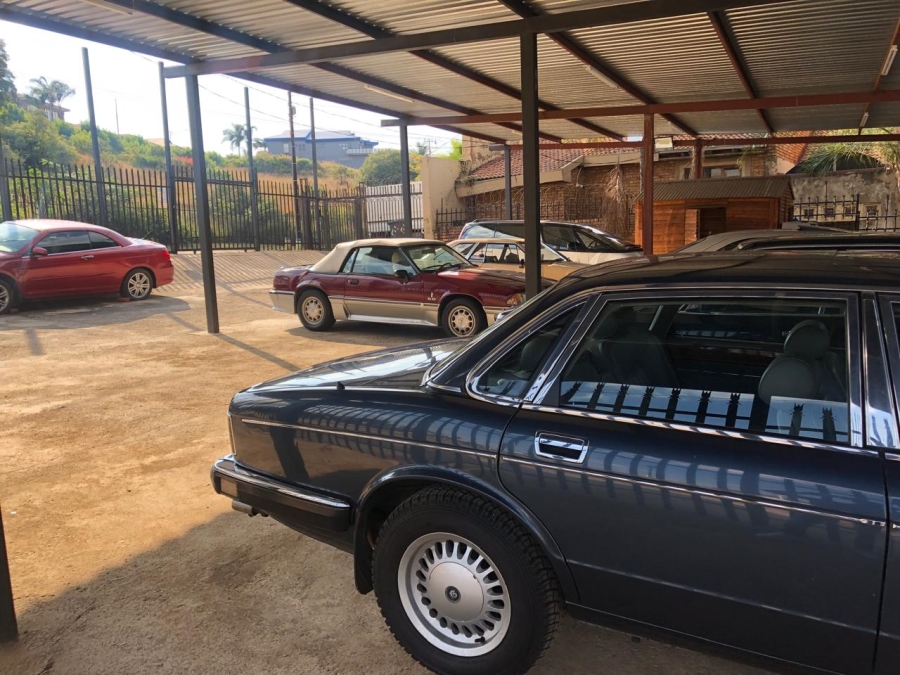 To Let Commercial Property for Rent in Laudium Gauteng