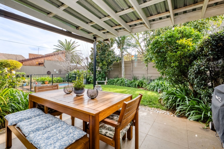 3 Bedroom Property for Sale in Linden Gauteng