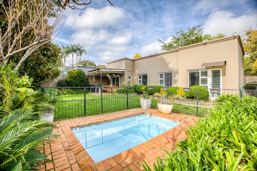 3 Bedroom Property for Sale in Linden Gauteng