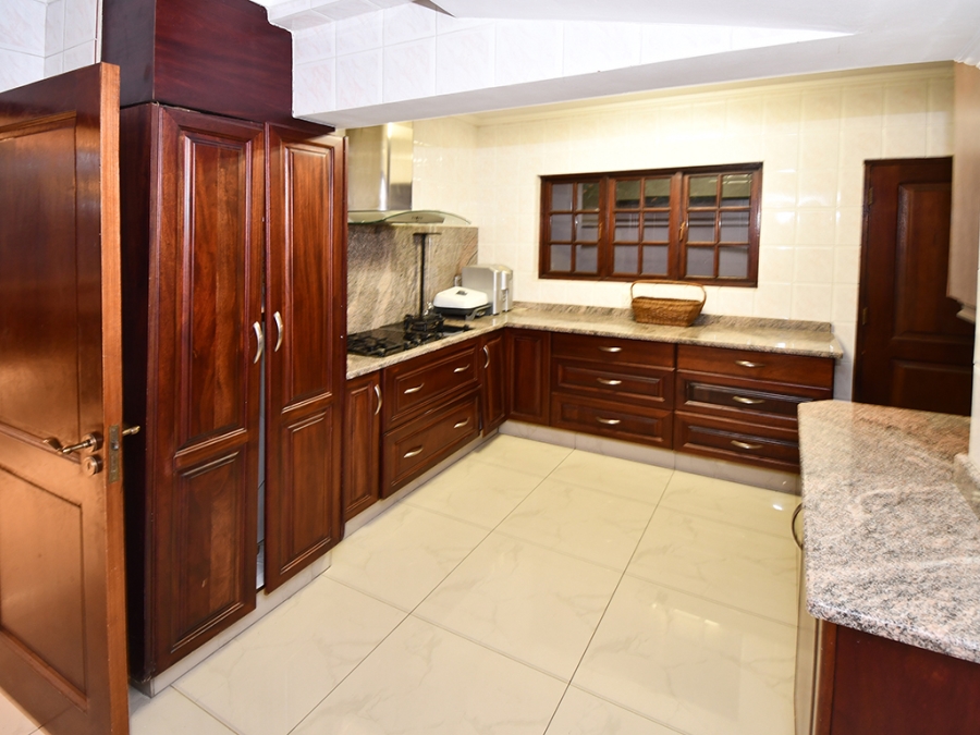 5 Bedroom Property for Sale in Bryanston Gauteng