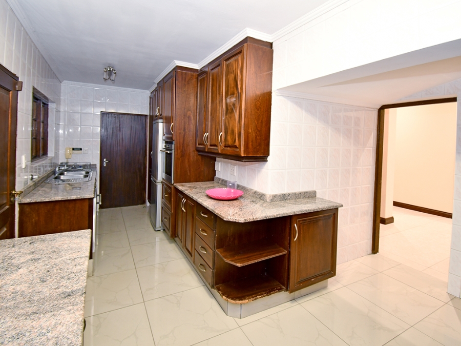 5 Bedroom Property for Sale in Bryanston Gauteng