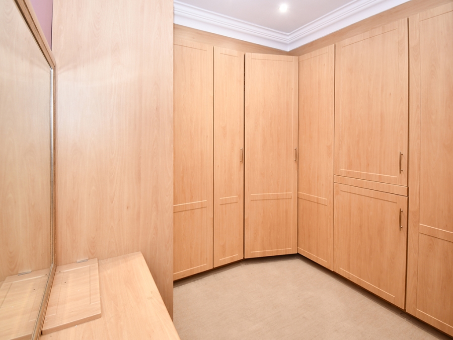 5 Bedroom Property for Sale in Bryanston Gauteng