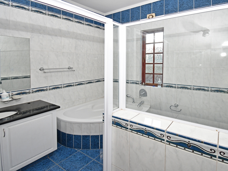 5 Bedroom Property for Sale in Bryanston Gauteng