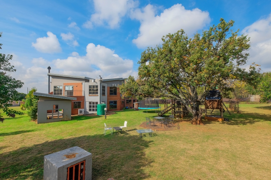 4 Bedroom Property for Sale in Pinehaven Gauteng