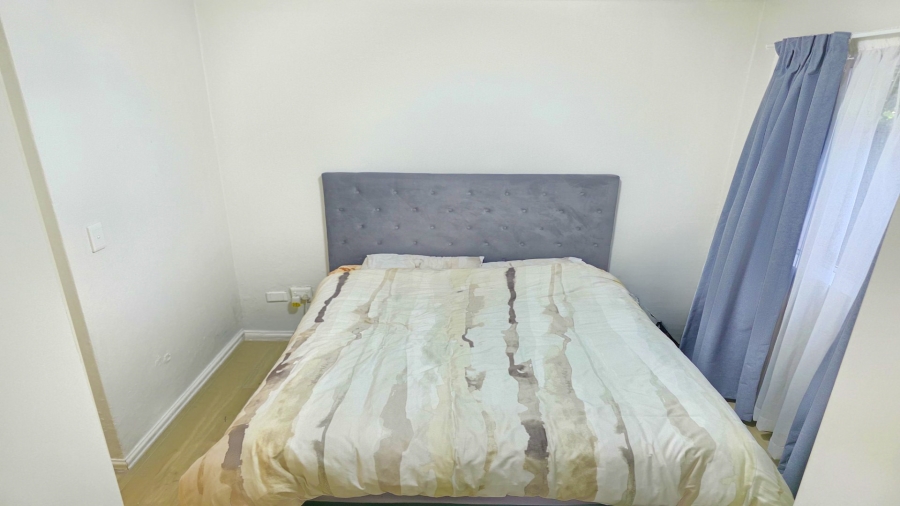 1 Bedroom Property for Sale in Edenburg Gauteng
