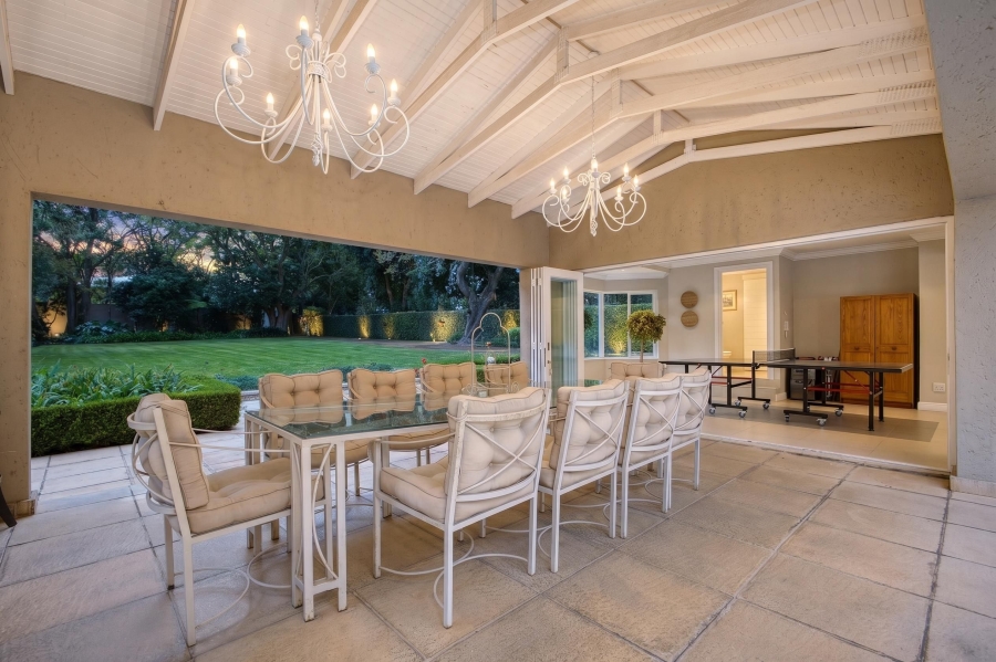 4 Bedroom Property for Sale in Hurlingham Gauteng