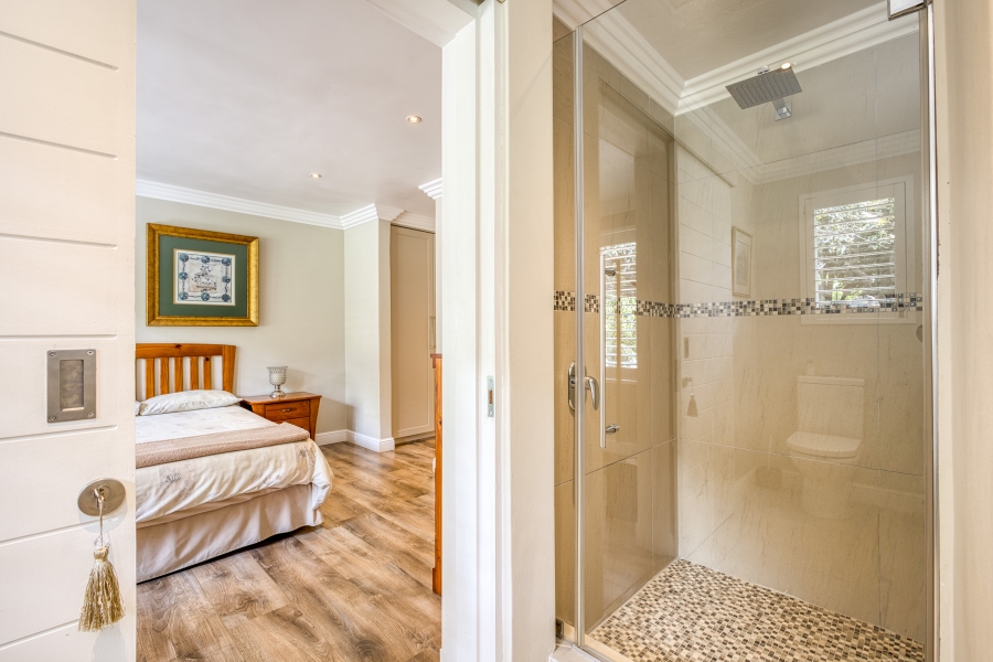 4 Bedroom Property for Sale in Hurlingham Gauteng