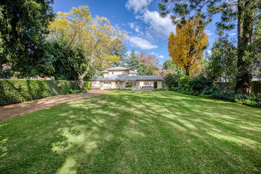 4 Bedroom Property for Sale in Hurlingham Gauteng