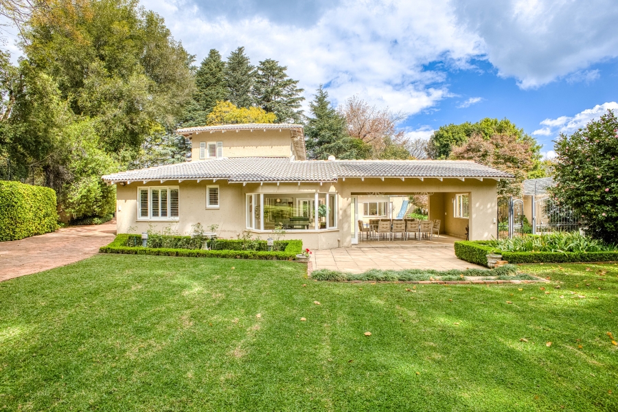 4 Bedroom Property for Sale in Hurlingham Gauteng