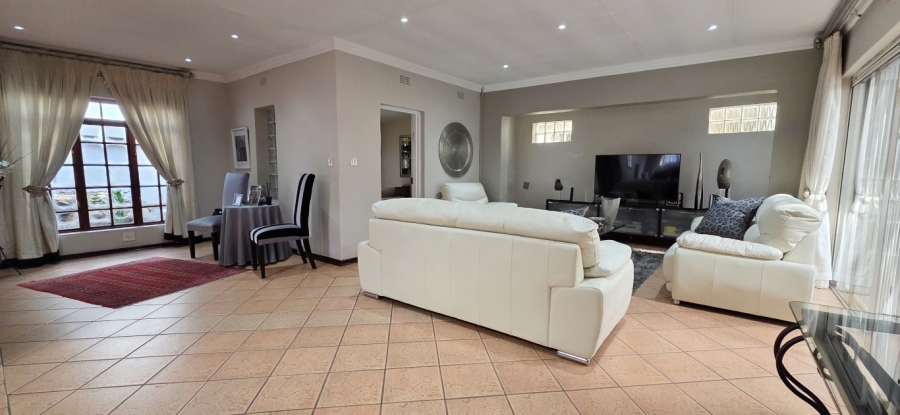 3 Bedroom Property for Sale in Norwood Gauteng