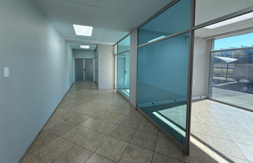 To Let Commercial Property for Rent in Tulisa Park Gauteng