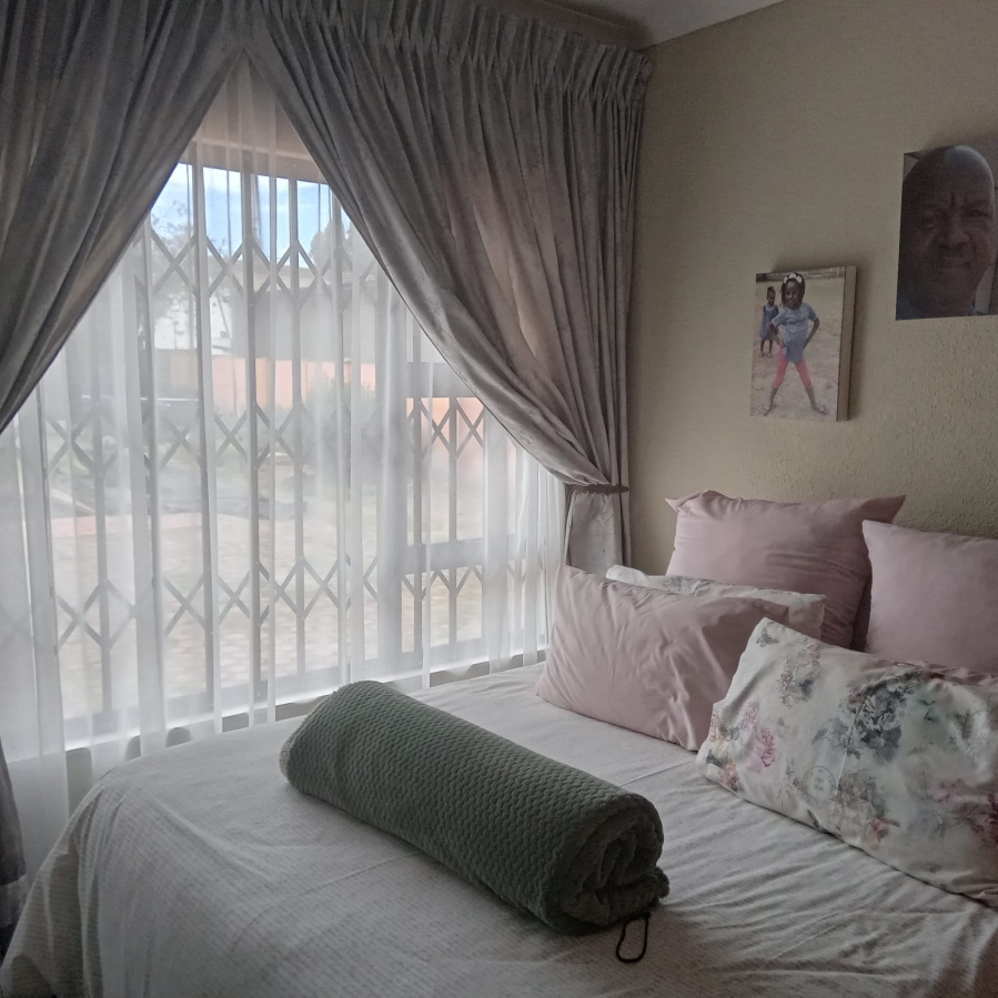 3 Bedroom Property for Sale in Groblerpark Gauteng