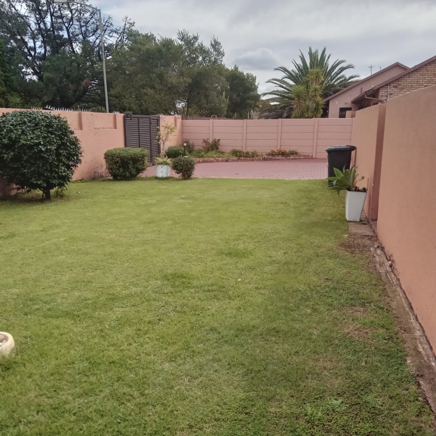 3 Bedroom Property for Sale in Groblerpark Gauteng
